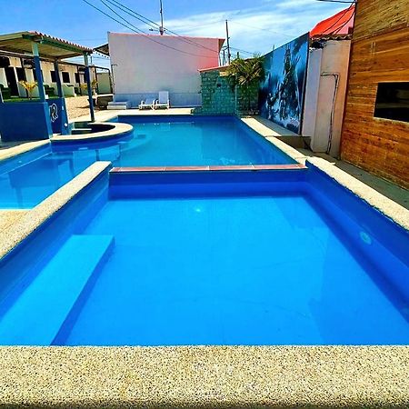 Hotel Hostal Tropicoco Playas Esterno foto