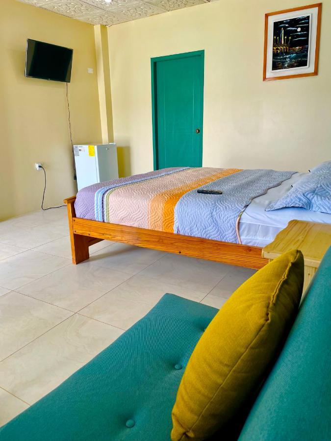 Hotel Hostal Tropicoco Playas Esterno foto
