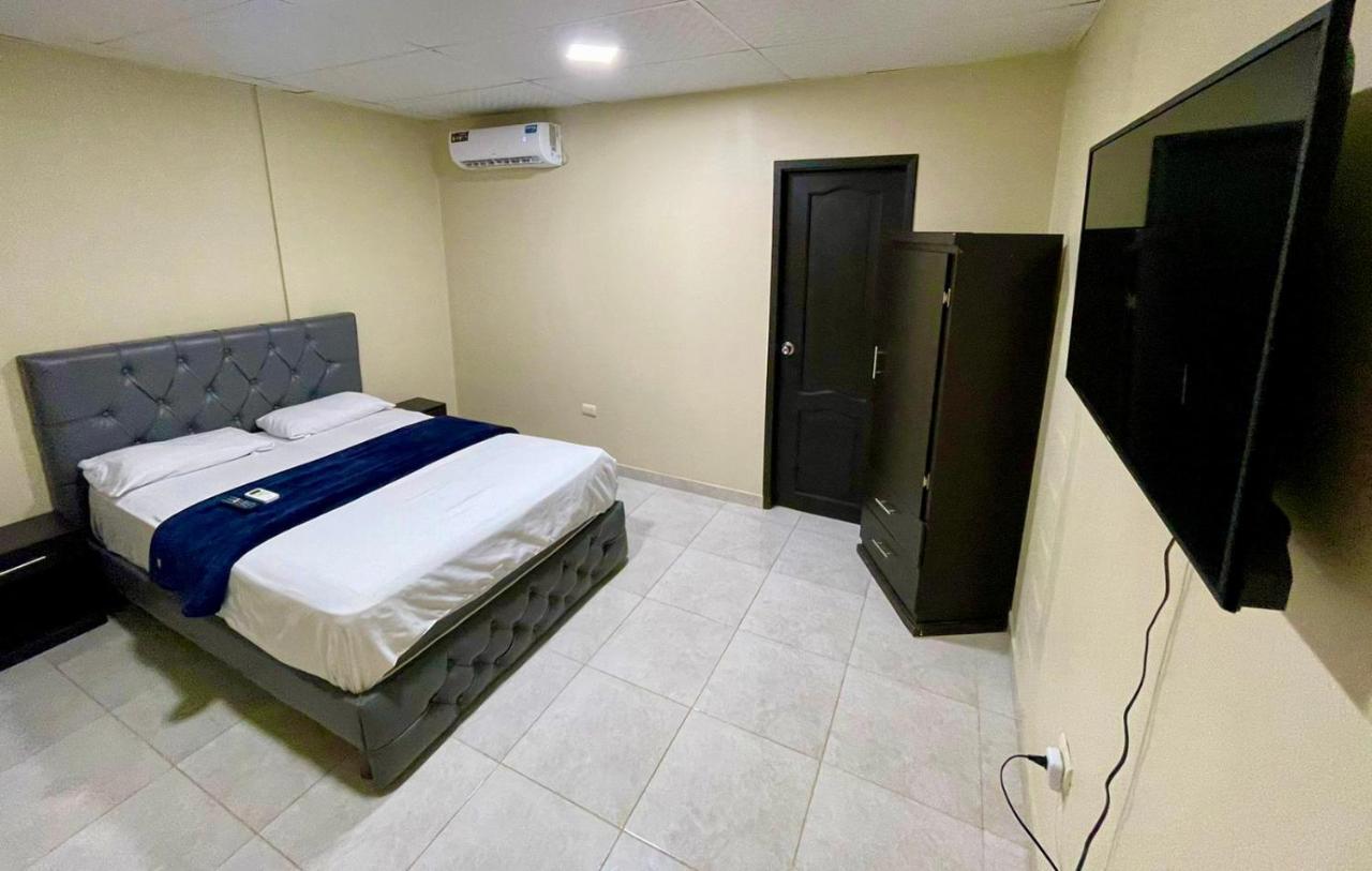 Hotel Hostal Tropicoco Playas Esterno foto