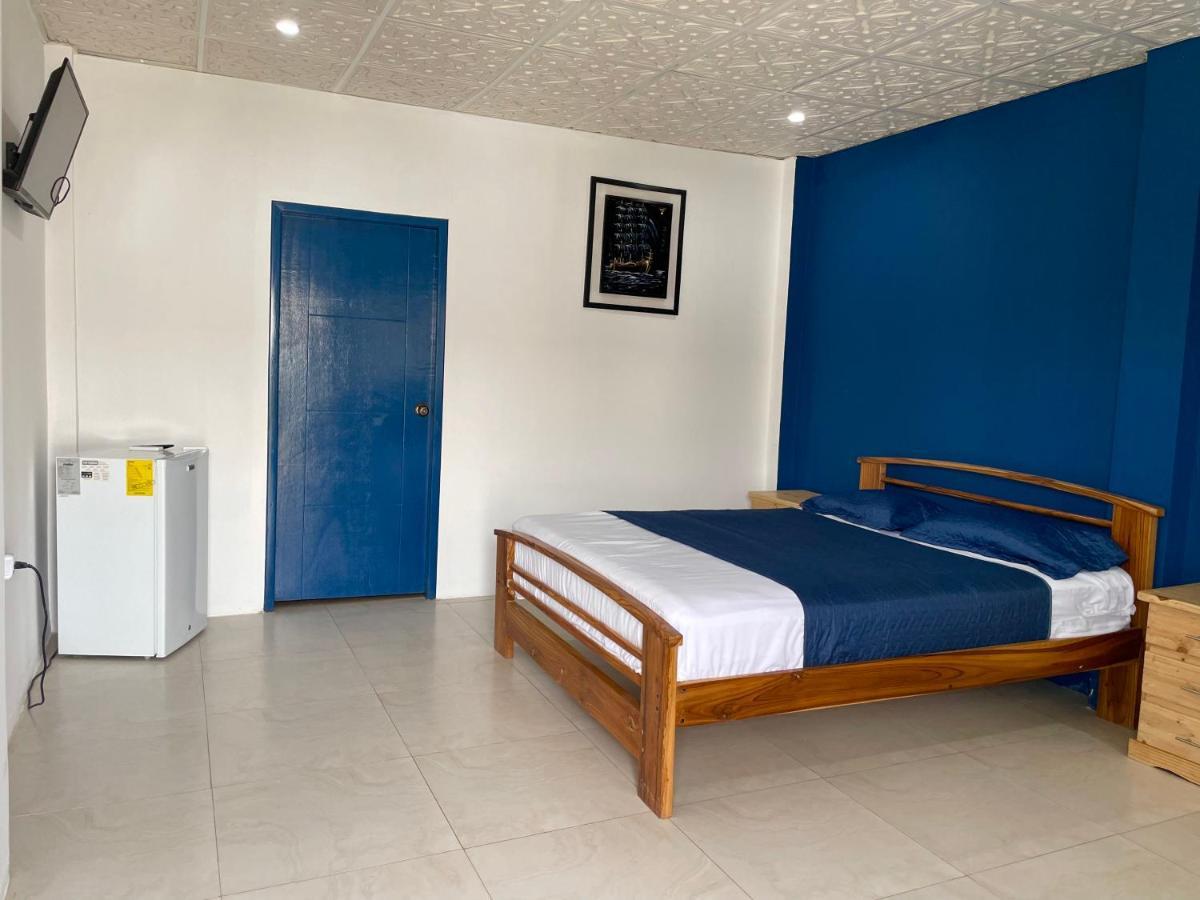 Hotel Hostal Tropicoco Playas Esterno foto