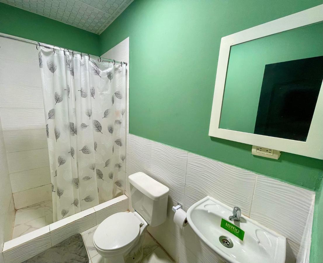 Hotel Hostal Tropicoco Playas Esterno foto